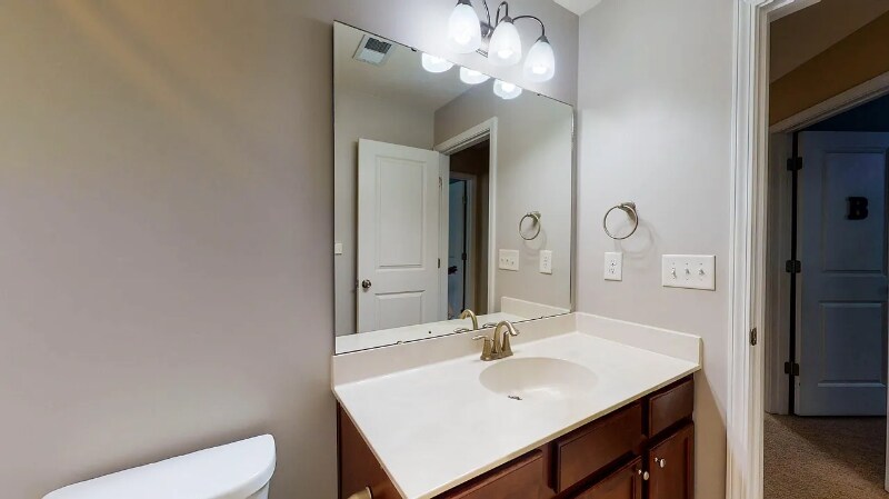 Building Photo - 106 Blackwater Way