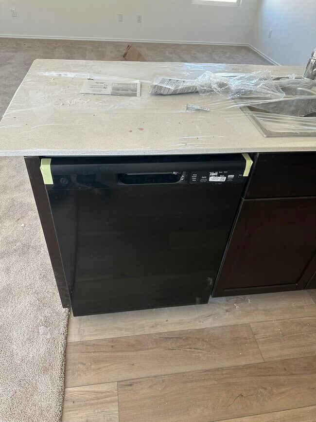 Building Photo - 280 Amber Gln