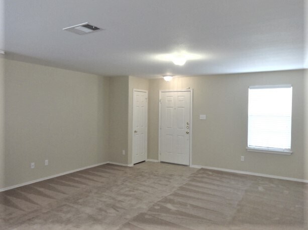 Building Photo - 13329 High Sierra St