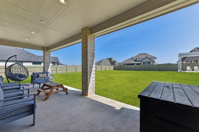 Building Photo - 253 Rosetta Lp