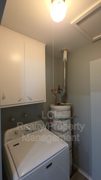 Building Photo - 27227 Sun City Blvd