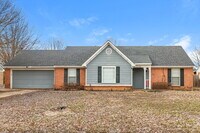 Building Photo - 7165 Redfern Dr
