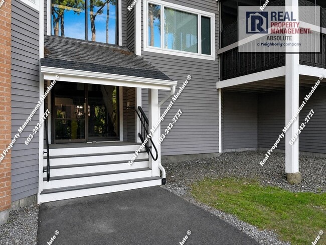 Building Photo - Spacious 2BR/2BA Condo with Garage, Balcony, Pool & Mine Falls Access