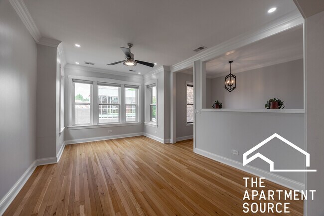 Building Photo - 3055 N Kimball Ave