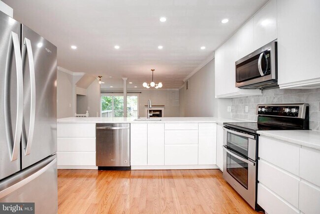 Building Photo - 5610 Gosling Ct