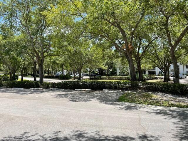 Building Photo - 2500 SE Anchorage Cove