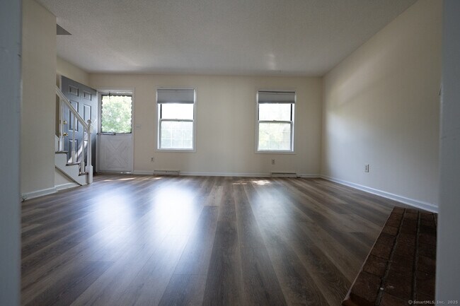Building Photo - 183 Austin Ryer Ln