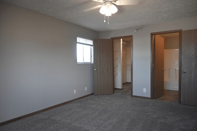 Floorplan - Huntington Apartments