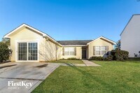 Building Photo - 2524 Fairstone Ave