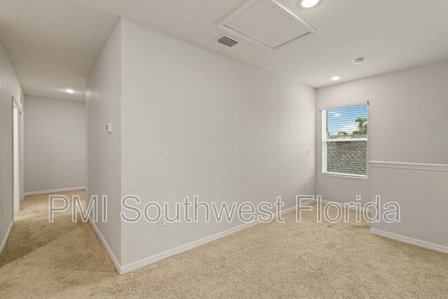 Building Photo - 5940 Silver Sage Wy