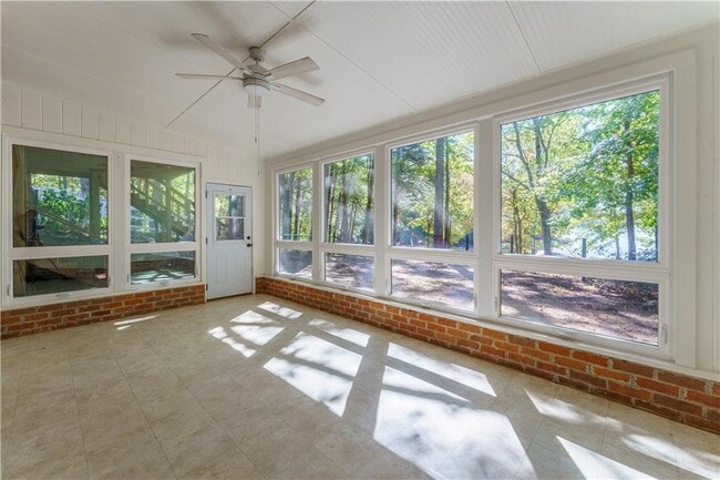 Building Photo - 5580 Williams Shores Dr