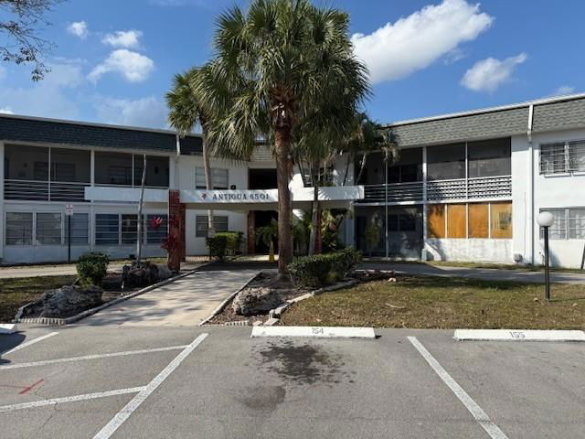 Building Photo - 6501 Winfield Blvd