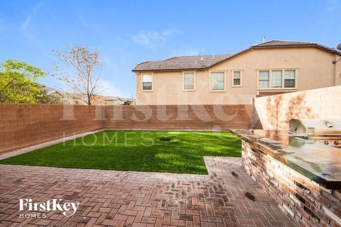 Building Photo - 10833 Beach House Ave