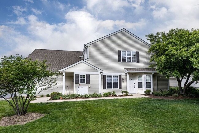 Primary Photo - 2211 Waterleaf Ct
