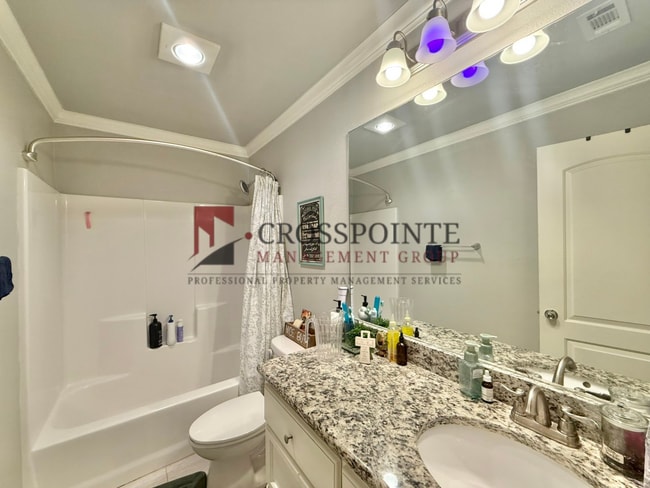 Building Photo - Coming Soon! 3 Bedroom, 2 Bathroom Home!