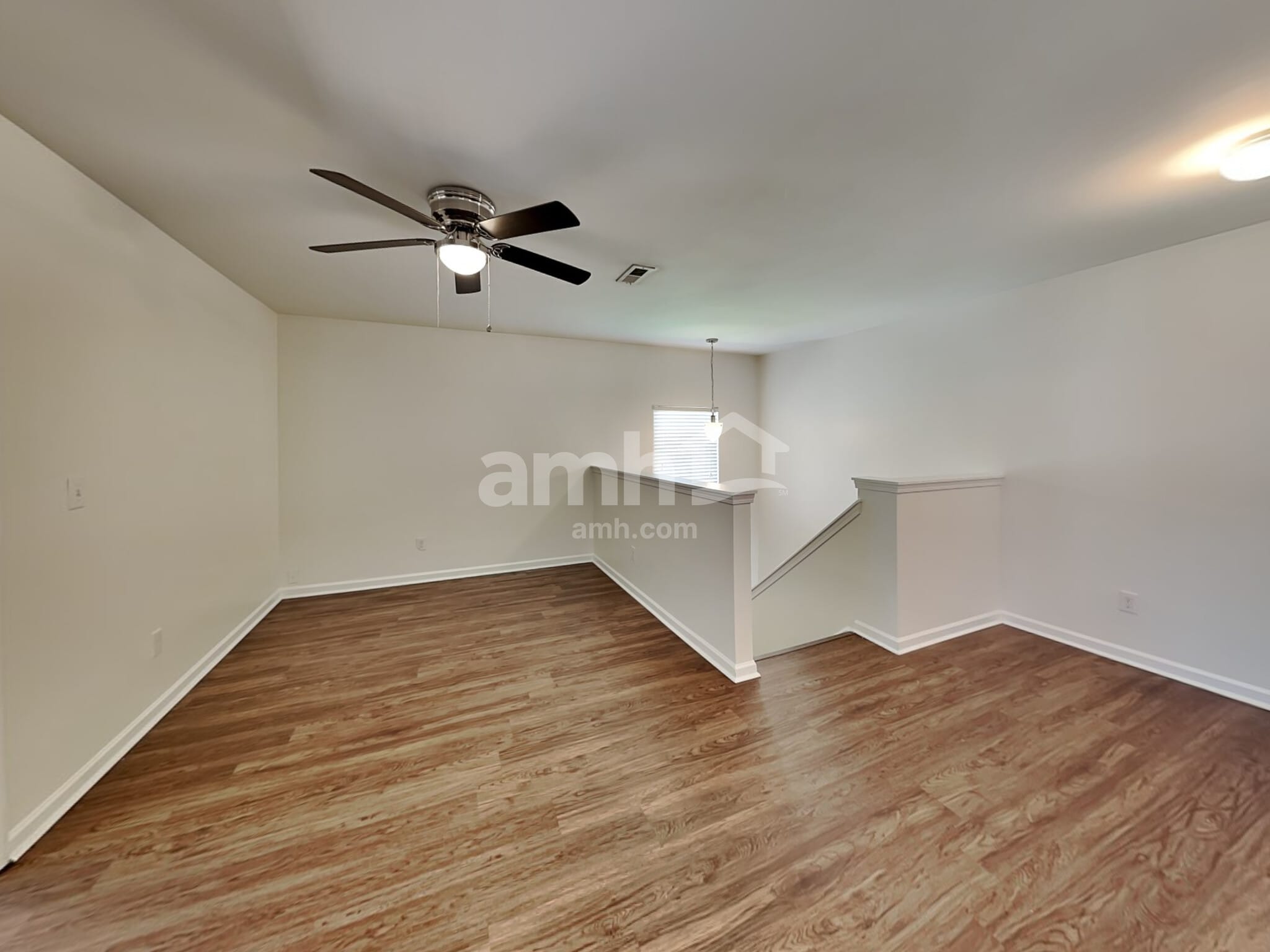 Building Photo - 10216 Daniel Dwayne Dr