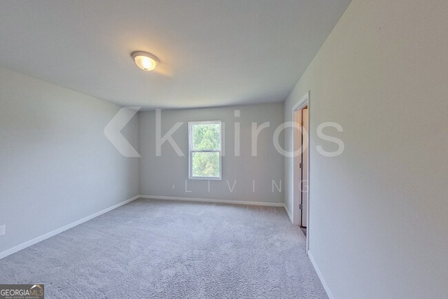 Building Photo - 248 York Ln