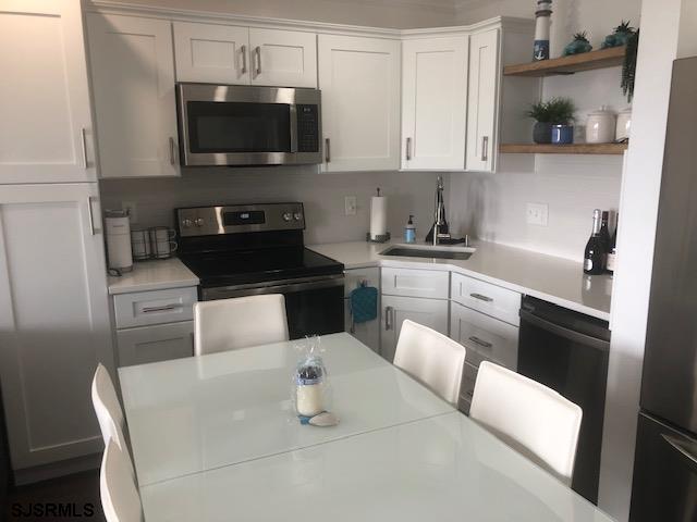 Building Photo - 203 E Brigantine Ave