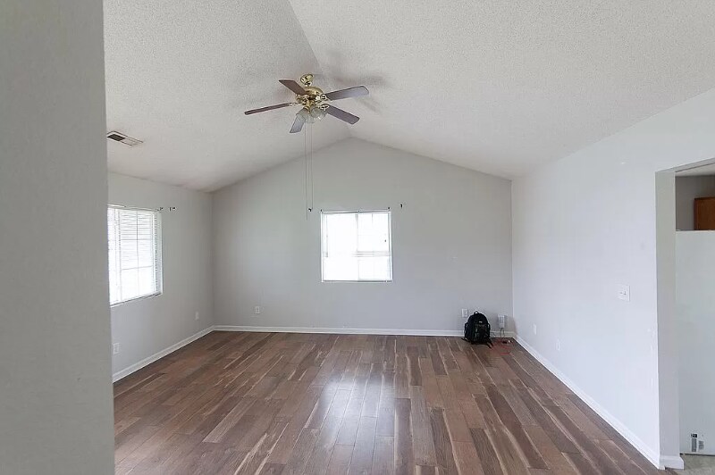 Building Photo - 3905 Shepway Loop