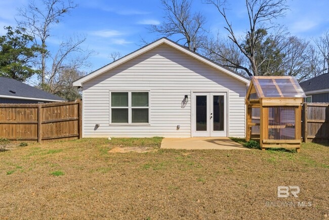 Building Photo - 22771 Racine St