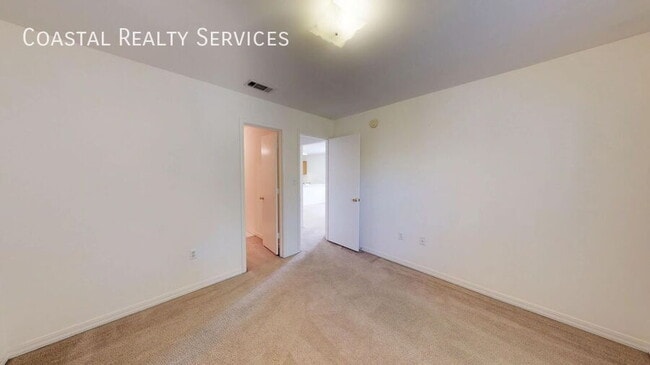 Building Photo - 1863 Norwood Ct