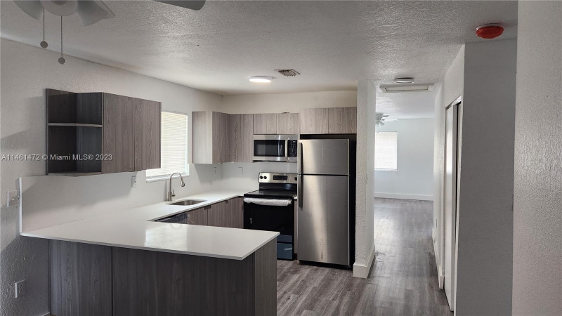 Building Photo - 550 NW 58th St