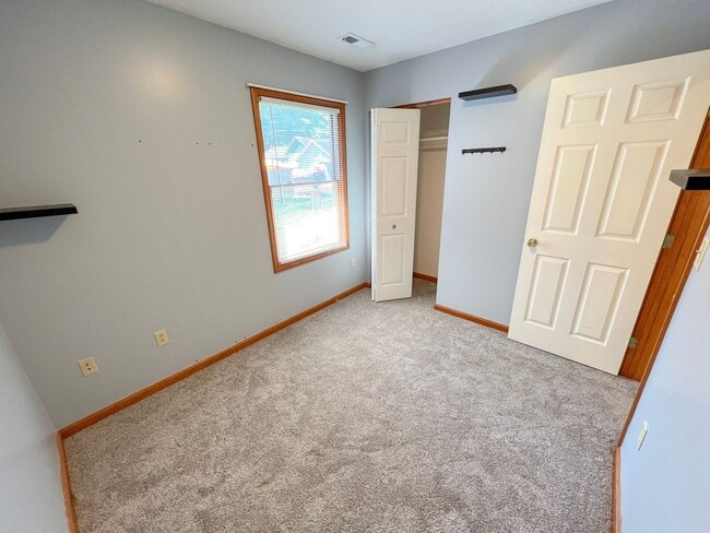 Building Photo - Gorgeous 3BR Ranch Rental Home in Newark - Available Mid August!