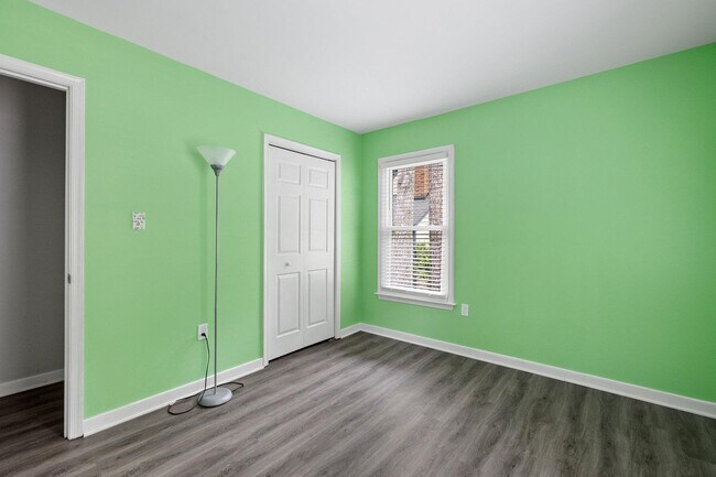 Building Photo - 5608 Chatmoss Rd