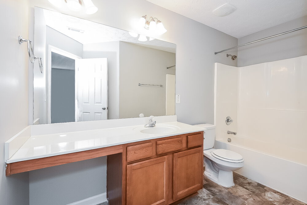 Building Photo - 460 Little Creek Rd SE