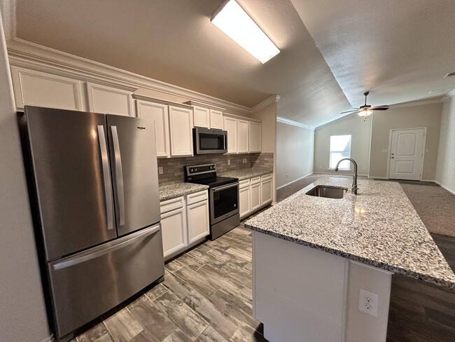 Building Photo - 7424 104th St