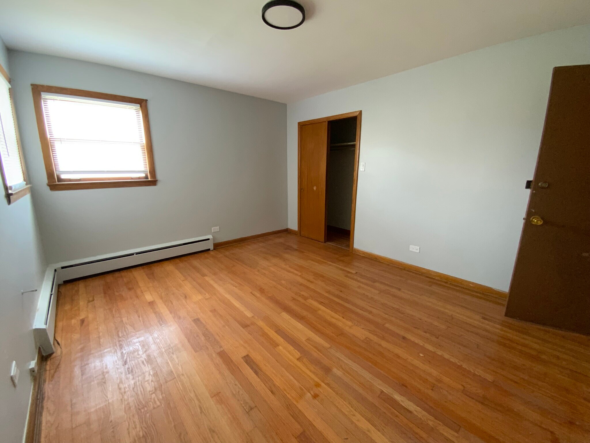 BEDROOM (14FTX12FT) - 2228 W 71st St