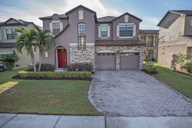 Building Photo - Large, Executive style 3/2.5 Lakefront/POOL Home in East Park of Lake Nona