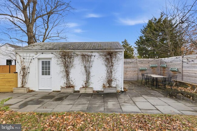 Building Photo - 5402 12th St S