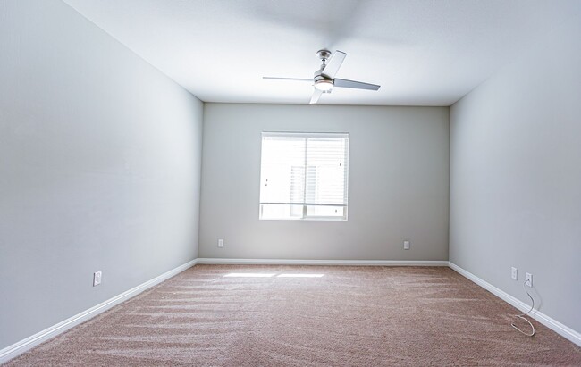 Building Photo - Beautiful Home in a Gated Community