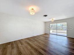 Building Photo - 1001 Chinaberry Rd