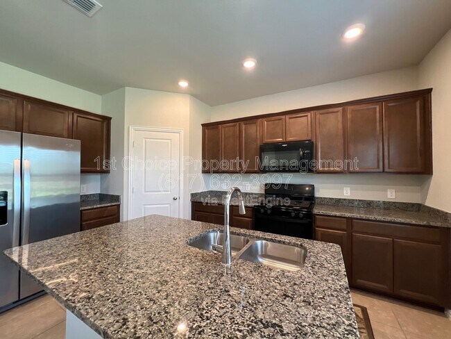Building Photo - 225 Lemley Dr