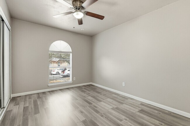 Building Photo - 3BR/2.0BA Single Family - Carrollton