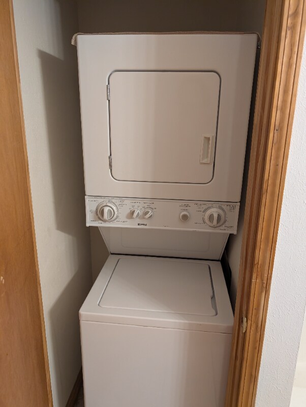 Building Photo - 1815 Adams St