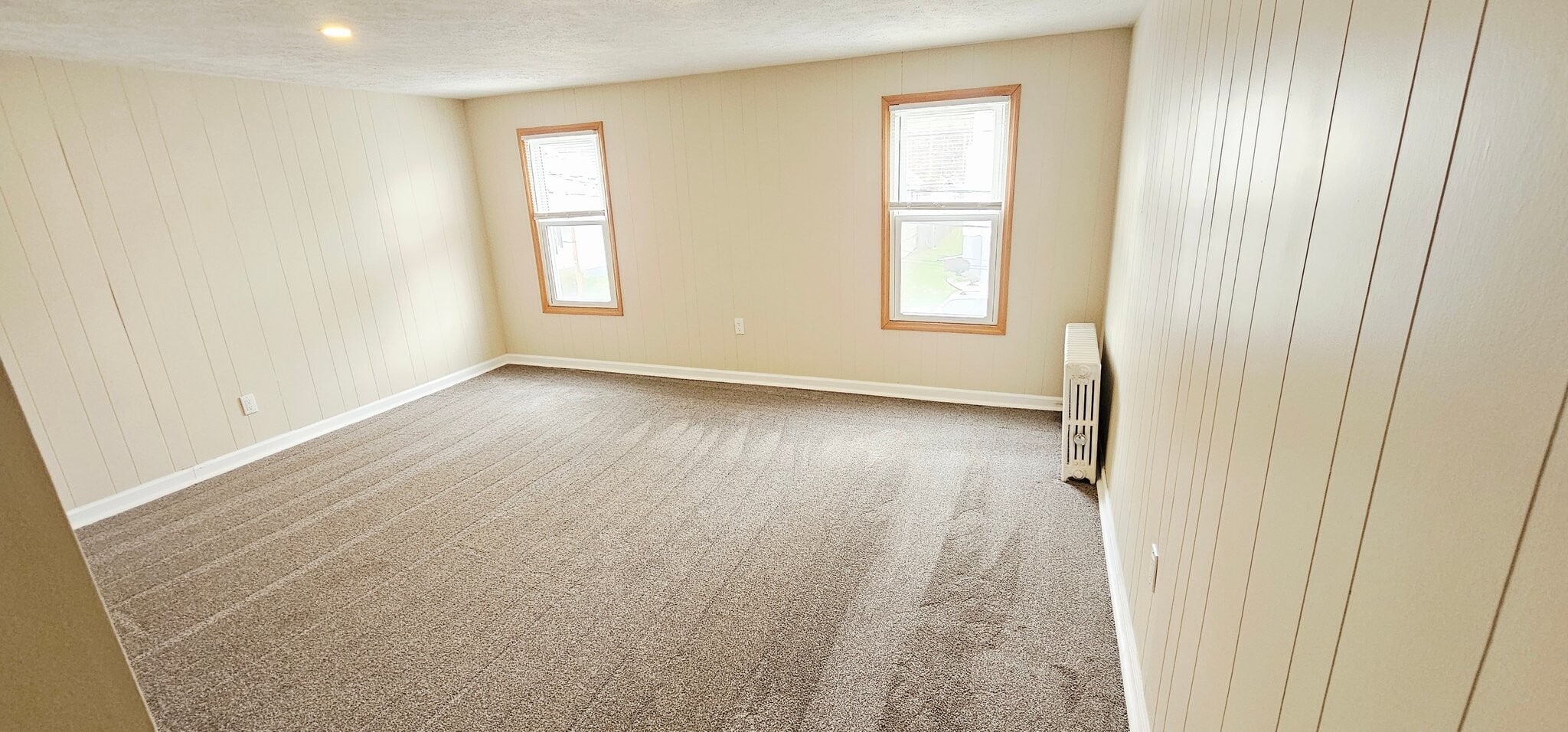 Building Photo - 304 Vine St