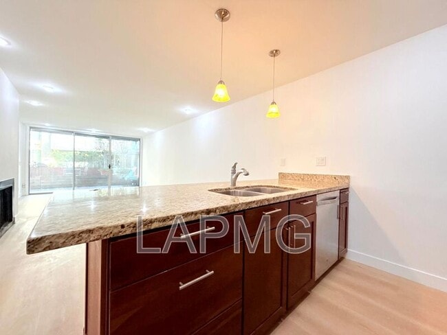 Building Photo - 1745 Camino Palmero St