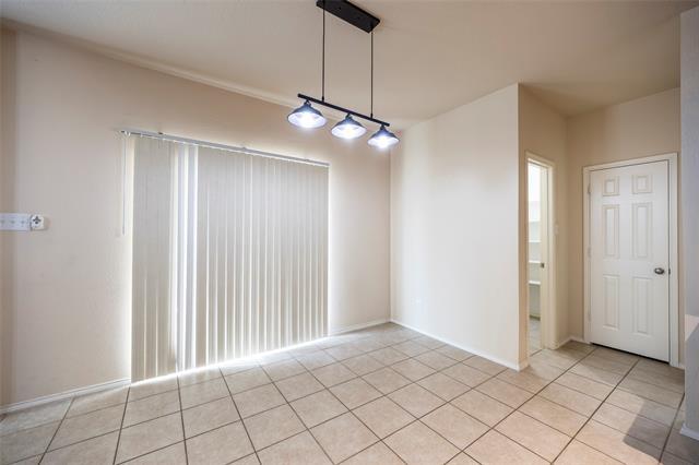 Building Photo - 5701 Quicksilver Dr