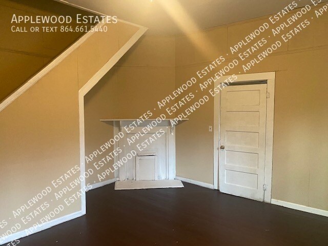 Building Photo - 540 S 284
