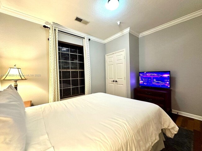 Building Photo - 1301 Tuscan Terrace