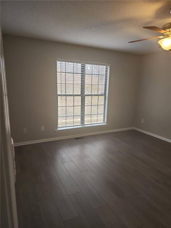 Building Photo - 14 Frost Pine Cir