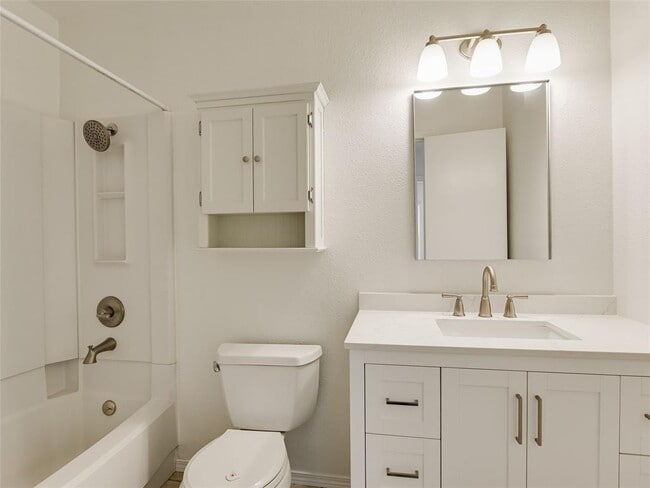 Building Photo - 5608 Honey Dew Terrace