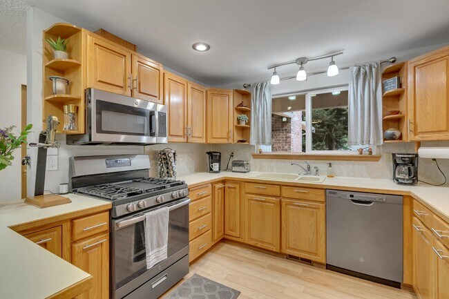 Building Photo - 7019 Alderwood Ct SE