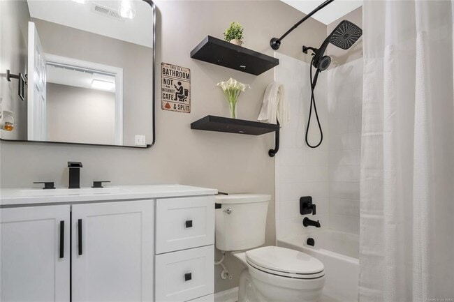 Building Photo - 10868 White Dogwood Dr