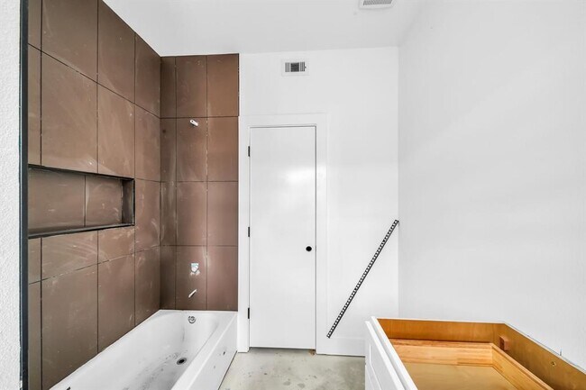 Building Photo - 409 Calloway St