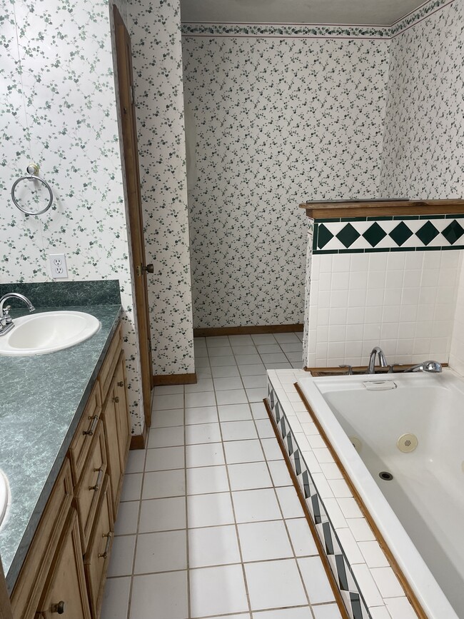 Building Photo - 4575 Circle C Ranch Rd