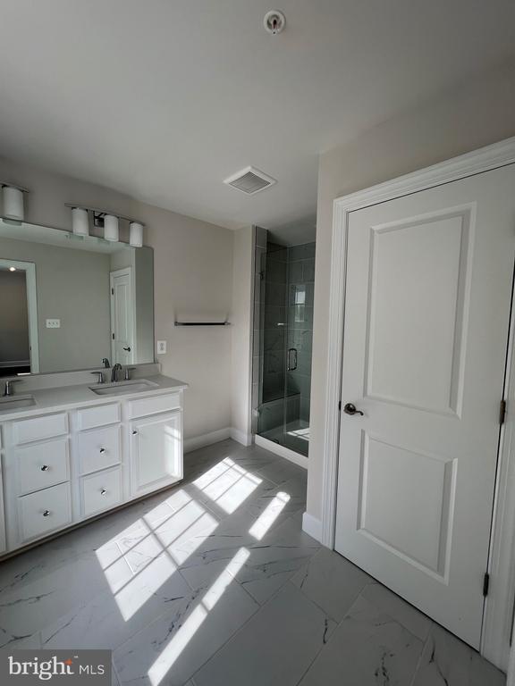 Building Photo - 3817 Polo Pl